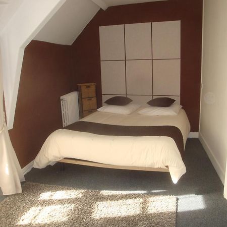 Auberge Du Chateau Chateauneuf-d'Ille-et-Vilaine Екстер'єр фото